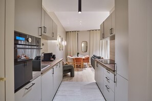 Interior - Superb Apartment 2 bedrooms Center of Paris (Paris)