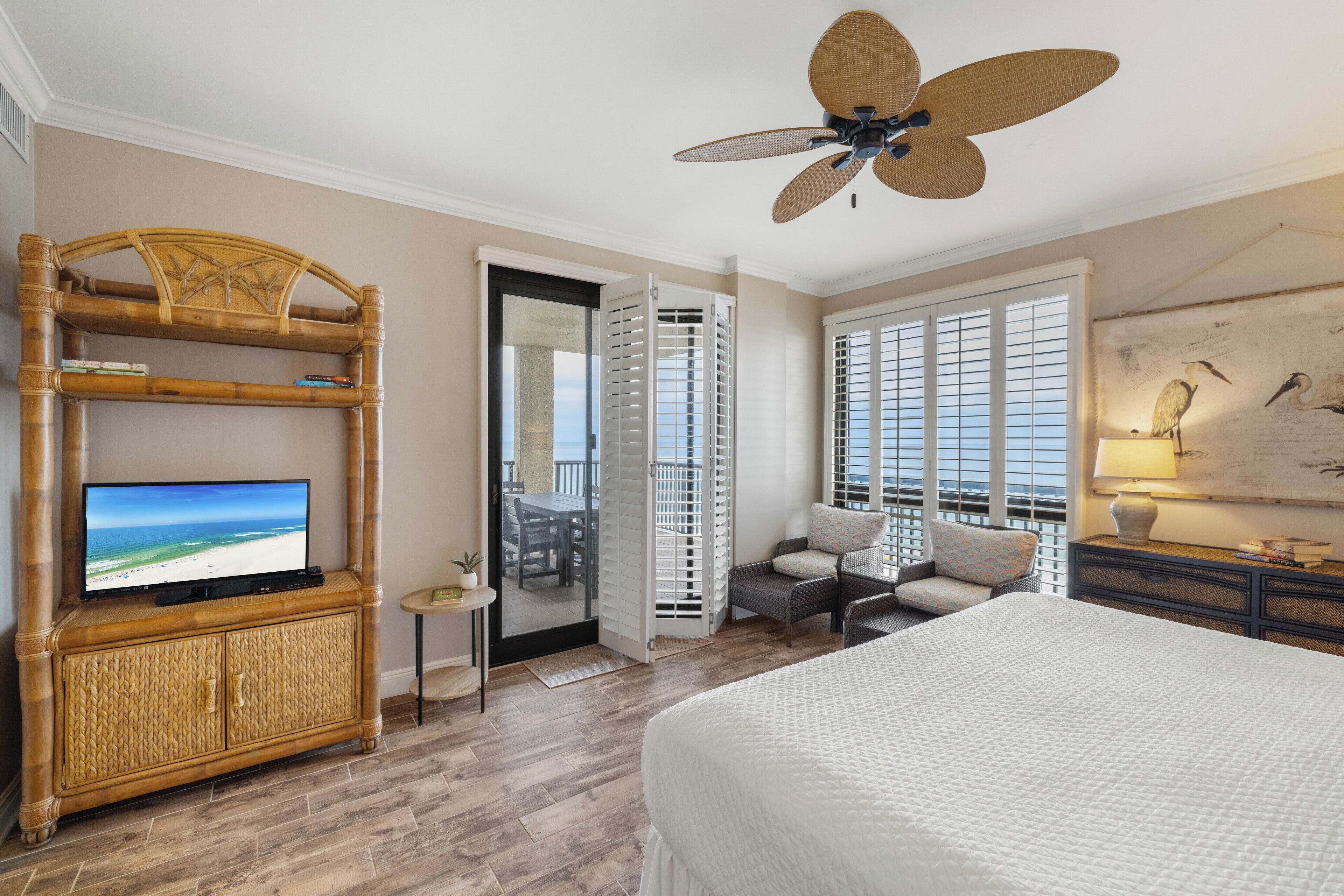 3 chambres, fer et planche à repasser, accès au Wi-Fi (inclus)