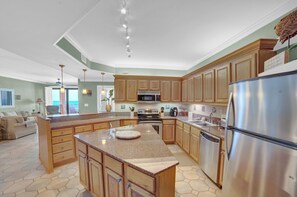 Fridge, microwave, oven, stovetop - Gulf Front Condo | Outdoor Pool & Grill! (Orange Beach)