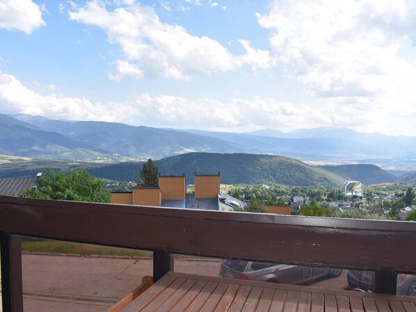 Property grounds - Studio Cabin 4 Pers - South & Mountain View (Font-Romeu-Odeillo-Via)