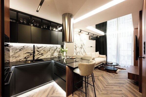 Appartement (39/28) | Aire de séjour | Téléviseur connecté de 42 po avec télévision numérique