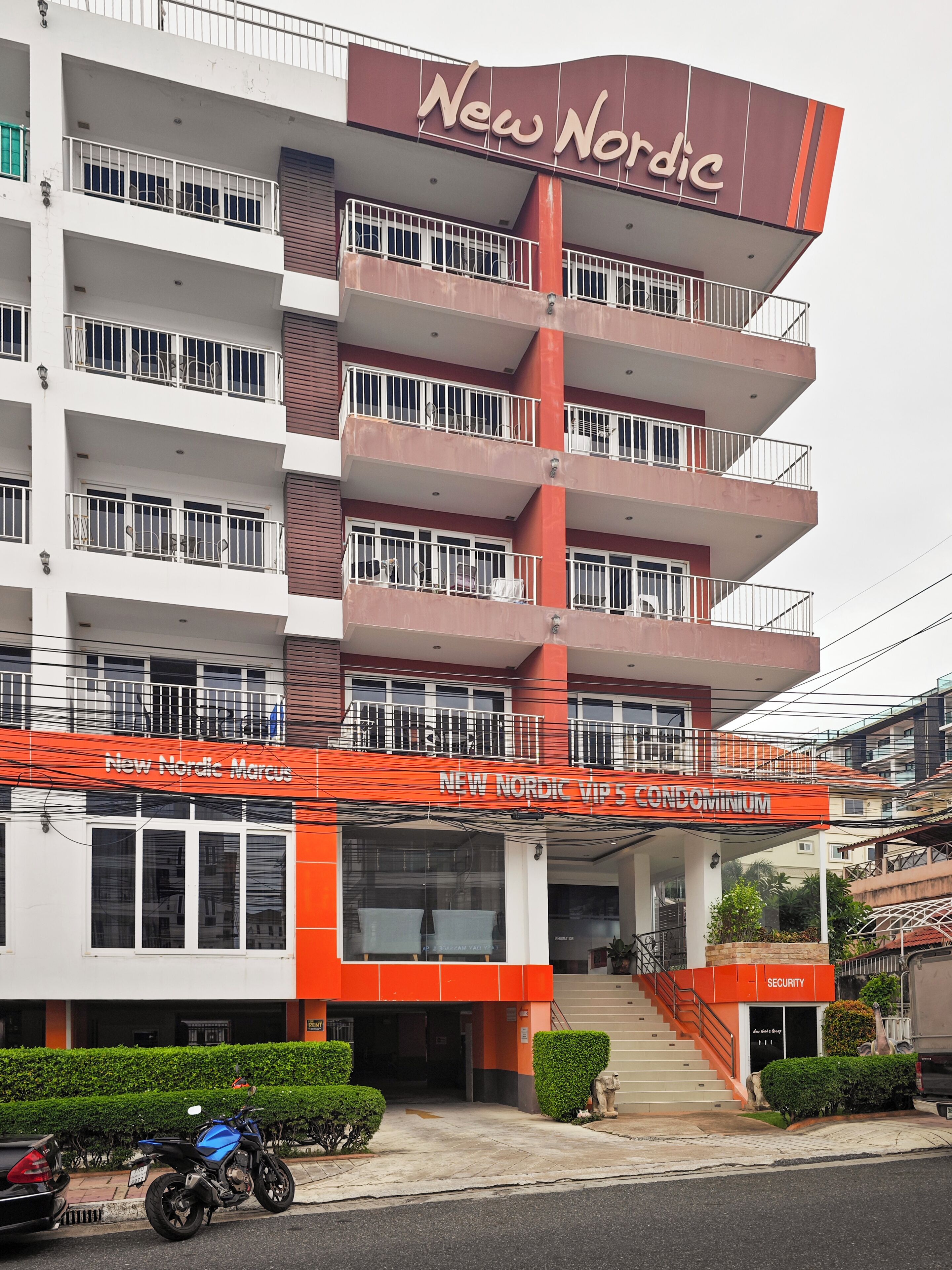 Façana frontal de l'allotjament