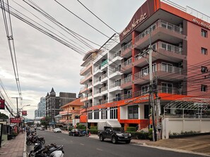 Exterior - New Nordic VIP 5 by Apartwell (Pattaya)