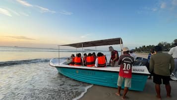 Private beach, white sand, beach bar