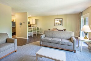 Fireplace, DVD player
