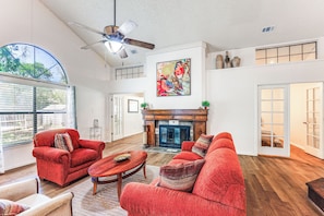 Interior - Spacious San Antonio Home: Google Fiber, Game Room (San Antonio)