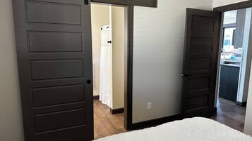 4 habitaciones, wifi y ropa de cama