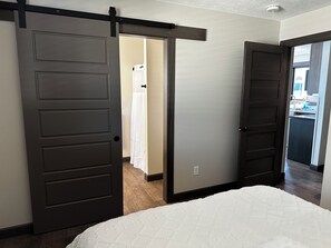 4 bedrooms, WiFi, bed sheets