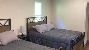 3 bedrooms, WiFi, bed sheets