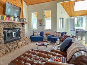 Maison mitoyenne, 3 chambres | Coin séjour