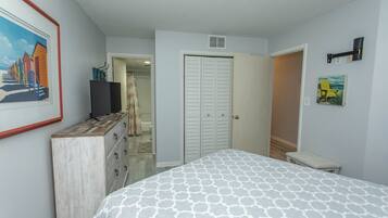 Condo, 2 Bedrooms | 2 bedrooms, free WiFi