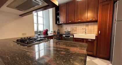 Villa Magnolia - With Garden in the Center of Como