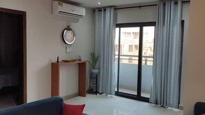 Premium Suite, City View