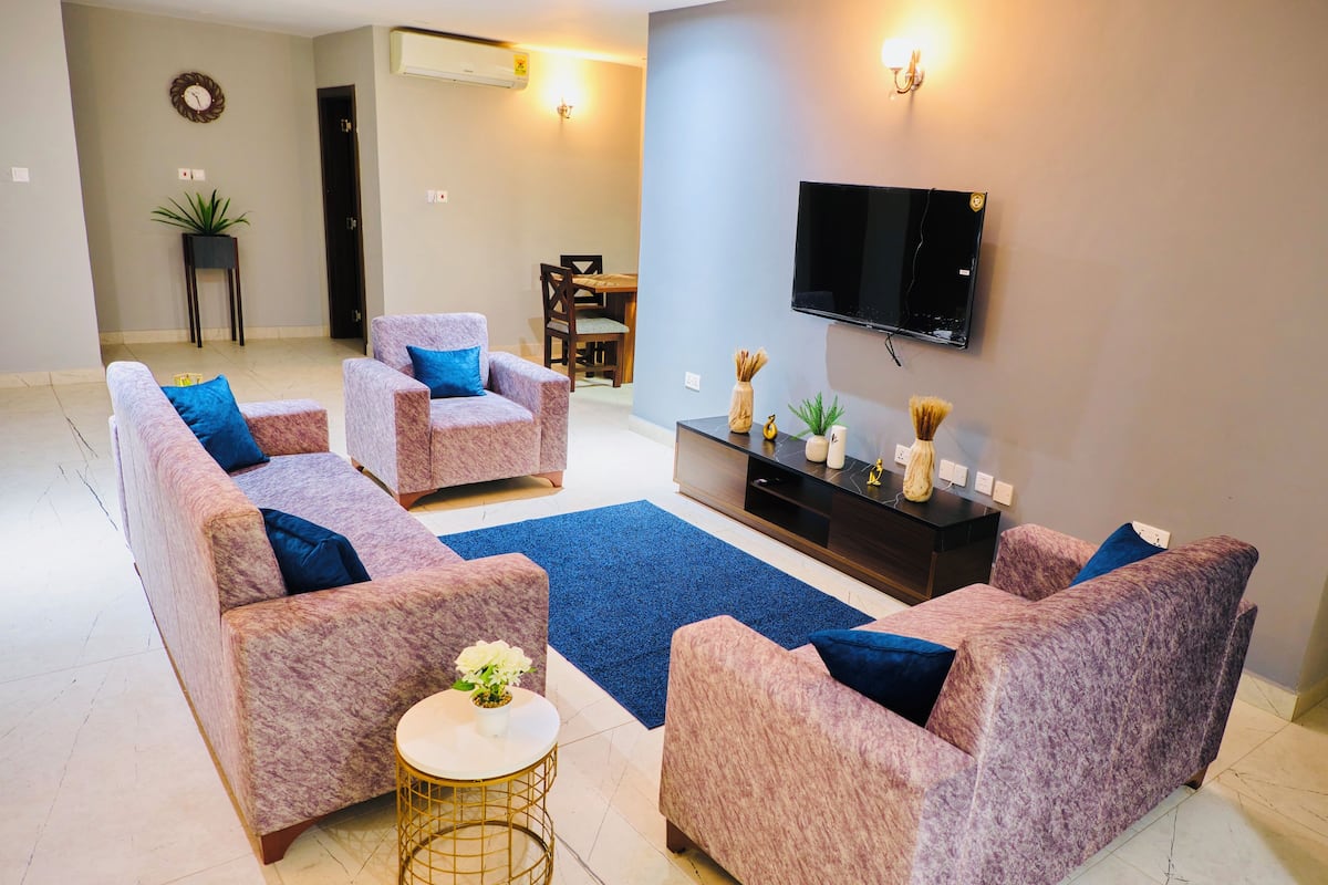 Deluxe Penthouse, Mountain View | Living area