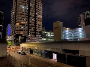 Vue sur la ville depuis l’hébergement 