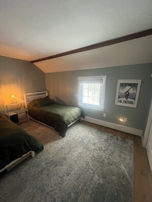 2 bedrooms, iron/ironing board, travel crib, free WiFi