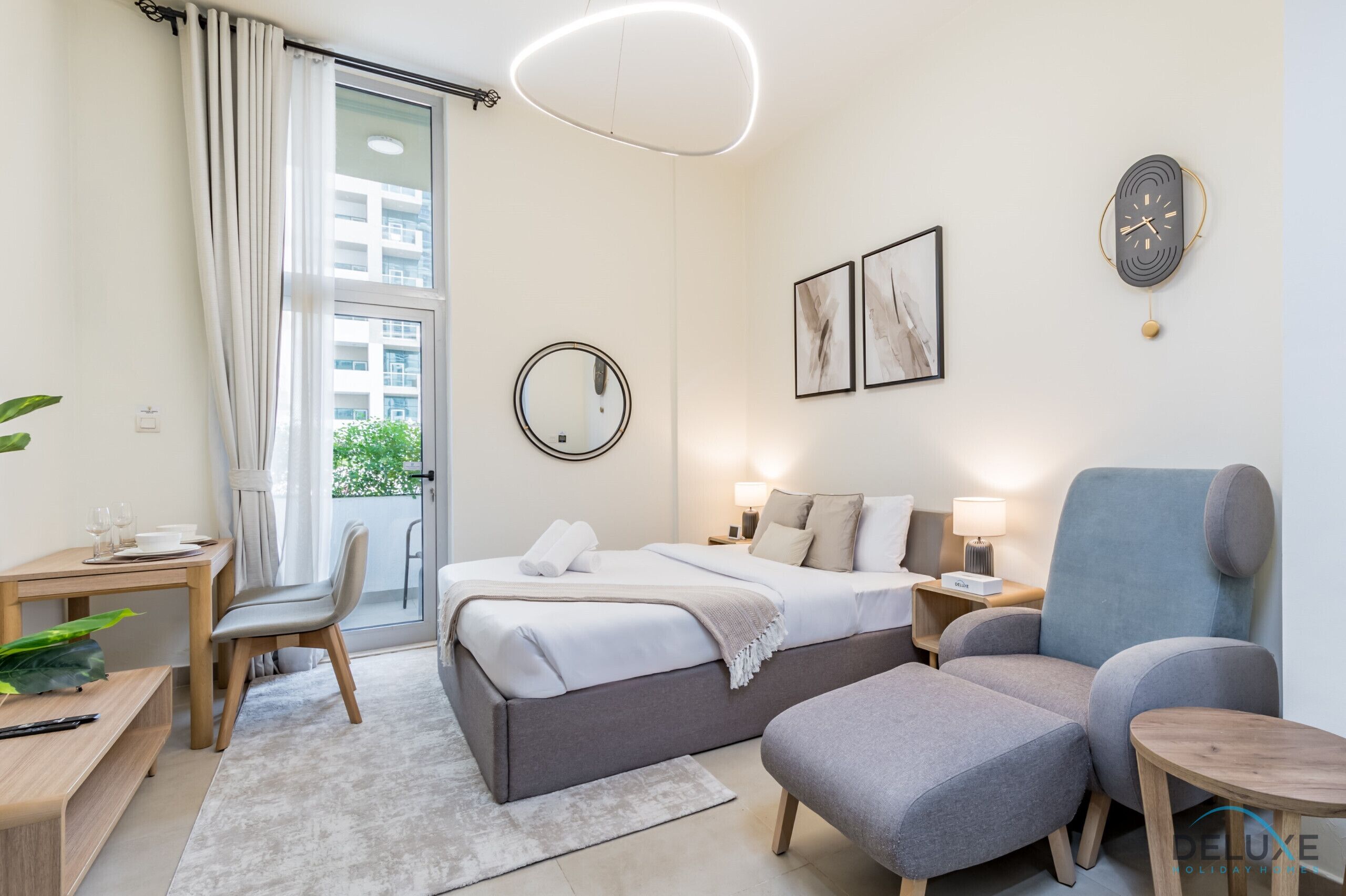 In-room safe, iron/ironing board, WiFi (free), bed sheets
