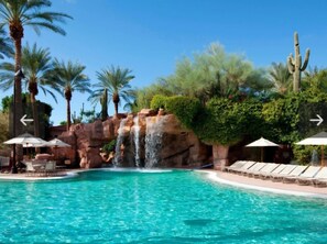 Outdoor pool - Cozy resort in delightful Scottsdale with free WIFI W/O 3/7 -SPRING TRAINING! (Scottsdale)
