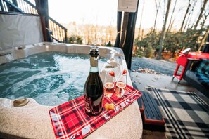 Bañera de hidromasaje exterior