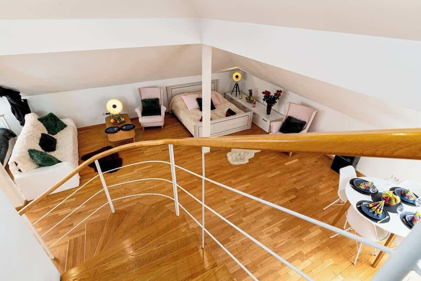 Golden River Apartment - Prag