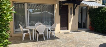 Maison à 3mn à Pied de la Plage et Restaurants et 5 du Port Avec Commerces