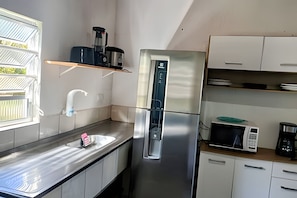 Private kitchen - Cottages Bem-te-Vi e Beija-Flor, Mata Atlântica, Pesca, Natureza (Juquitiba)