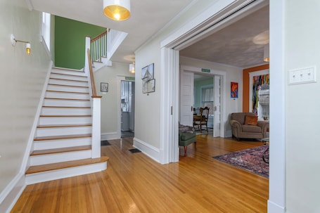 Interior. The Big House, Historic 4-Bedroom Home With Custom Art And Dedicated Workspace