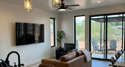 New Town Home-Sleeps 11- Multiple available-#12