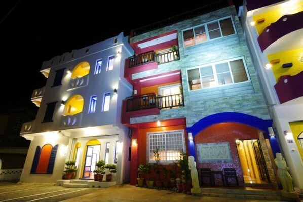 Exterior - Long Yuan Bali Hostel (Pingtung)