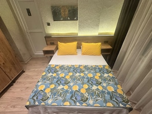 Economy Double or Twin Room, Courtyard View