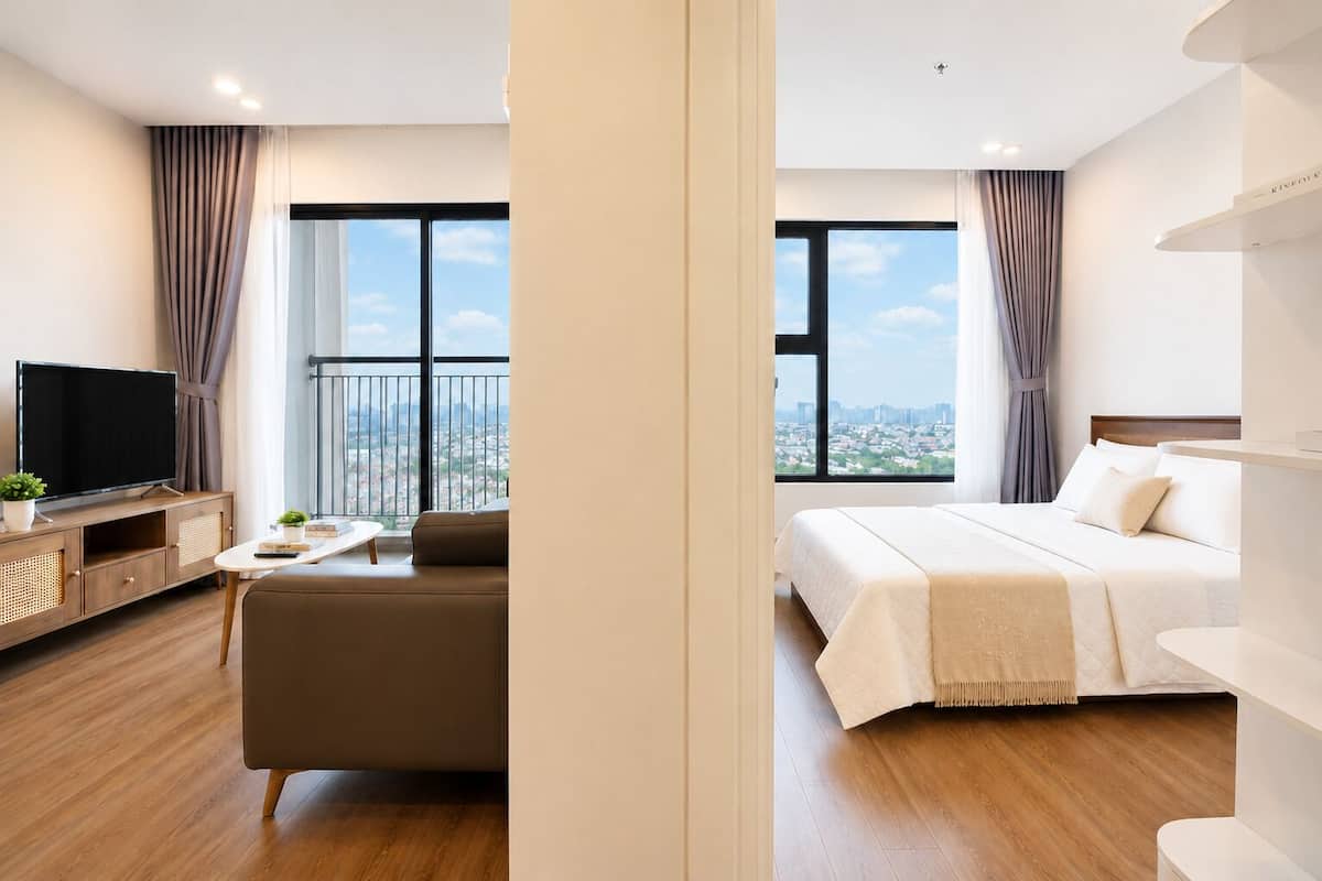 Standard Apartment, 1 Bedroom, Balcony, City View | Desk, free WiFi, bed sheets