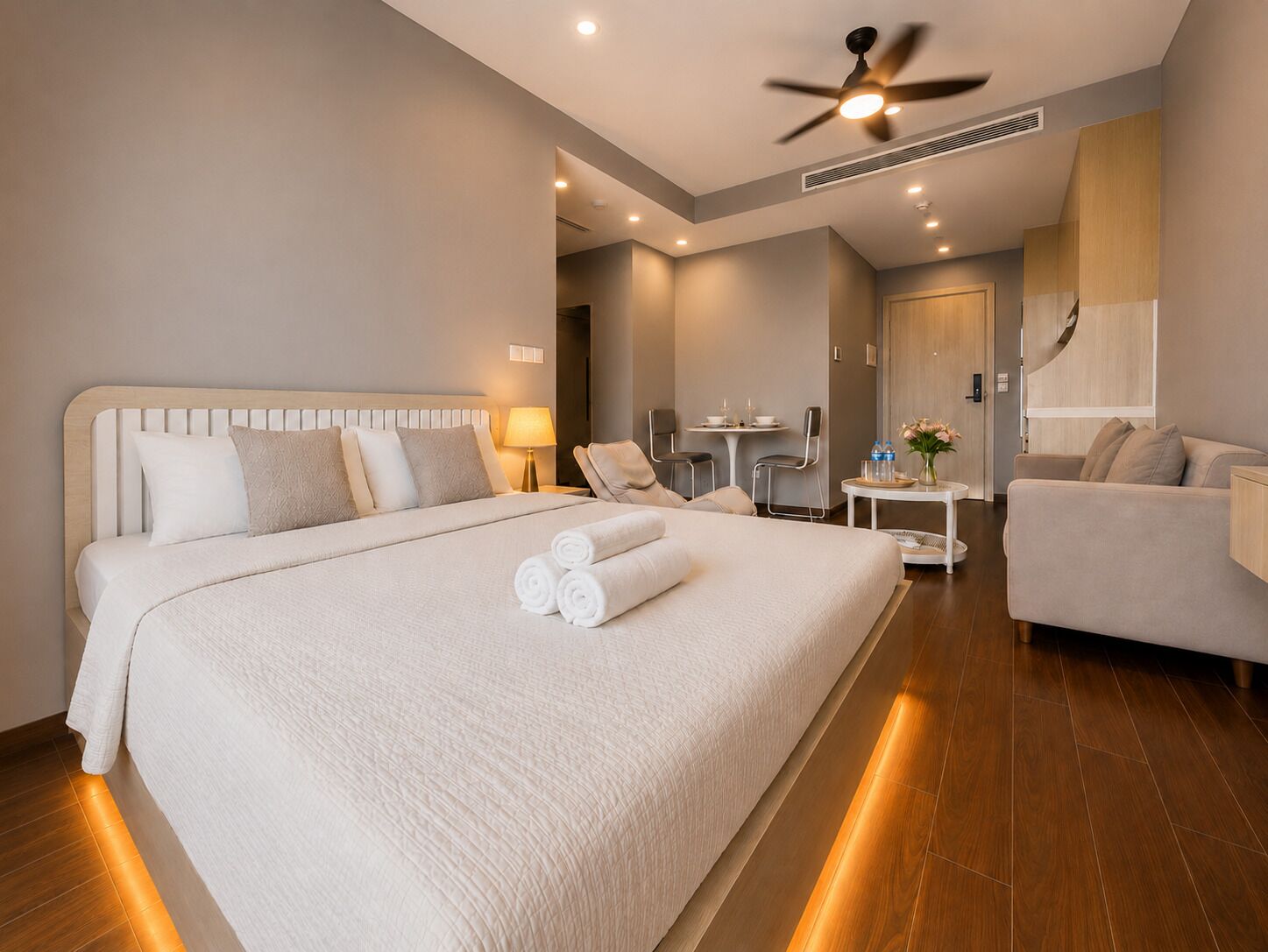 Apartment | Desk, free WiFi, bed sheets