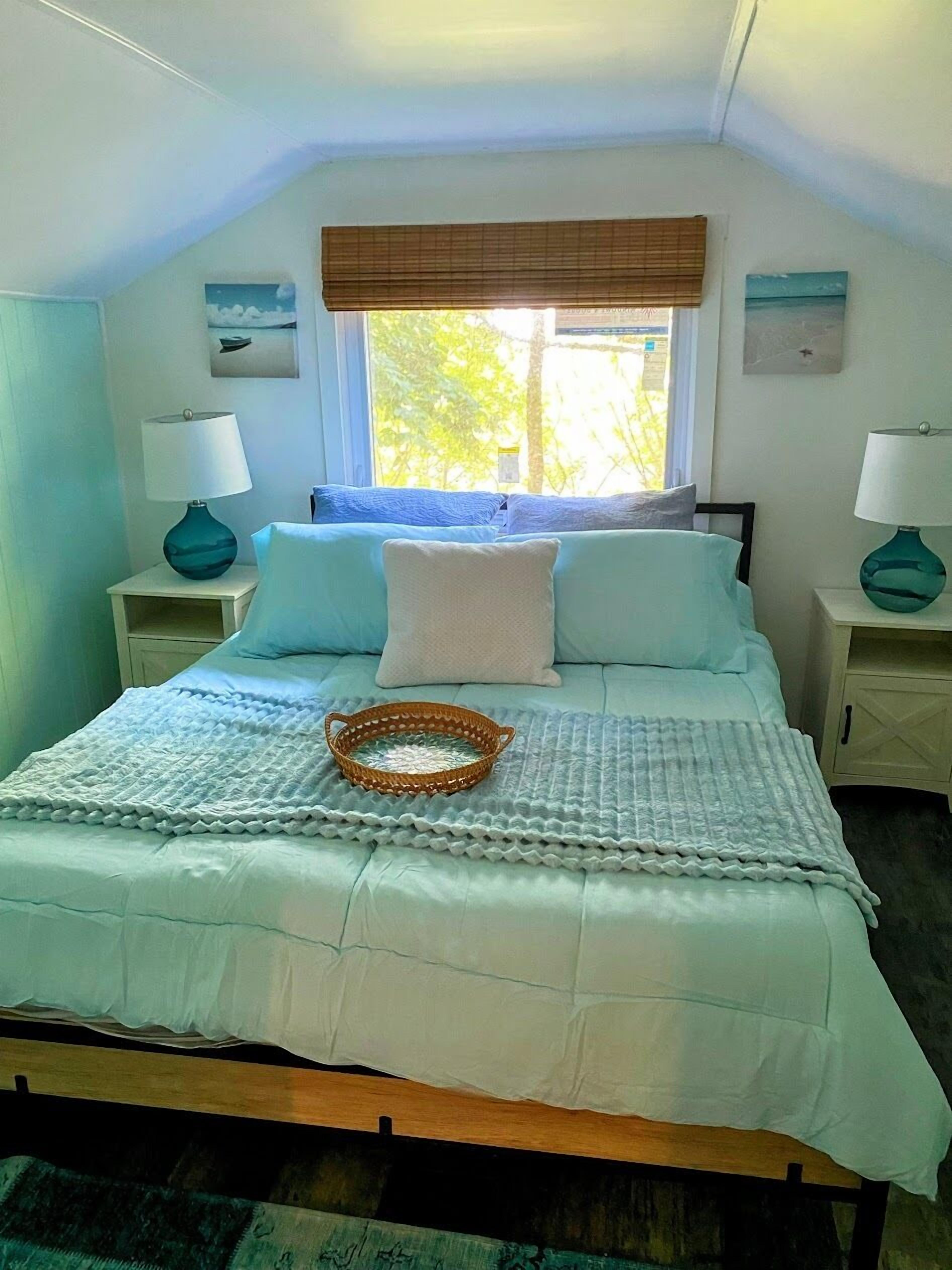 3 quartos, ferros/tábuas de passar roupa, Wi-Fi, roupa de cama
