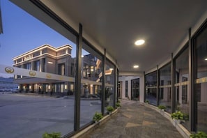 Exterior - Grand Daqiao Hotel (Nanjing)