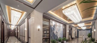 Grand Daqiao Hotel