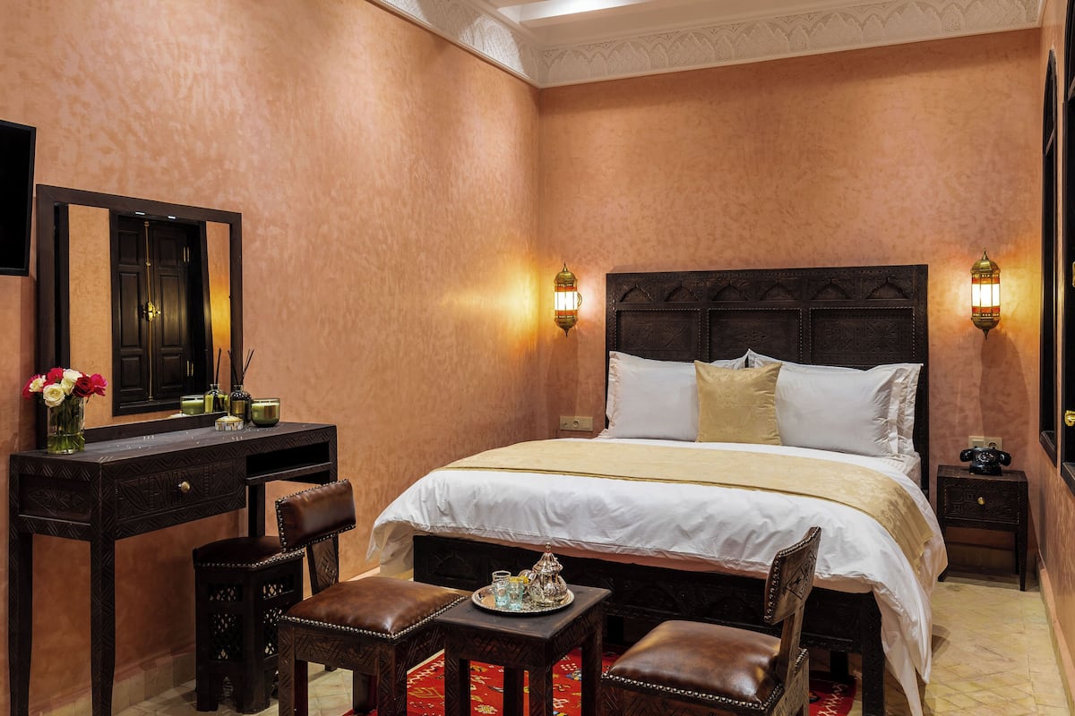 Superior Room | Premium bedding, minibar, desk, laptop workspace