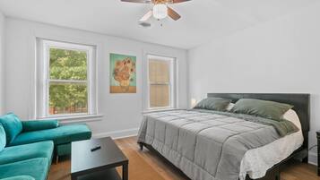 2 chambres, fer et planche à repasser, Wi-Fi gratuit, draps fournis