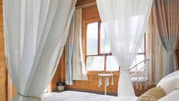 Ropa de cama de alta calidad, decoración personalizada y wifi gratis