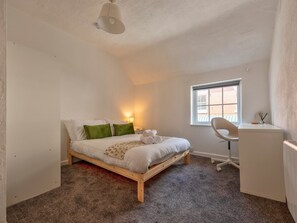 1 chambre, fer et planche Ă  repasser, Wi-Fi gratuit, draps fournis