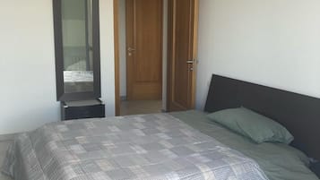 1 Schlafzimmer, BĂŒgeleisen/BĂŒgelbrett, kostenloses WLAN, BettwĂ€sche