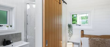 1 habitación, wifi gratis y ropa de cama