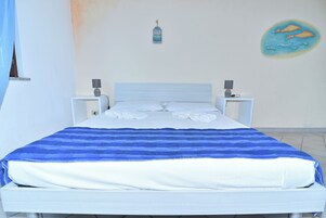 Studio, Garden View | Cribs/infant beds, free WiFi