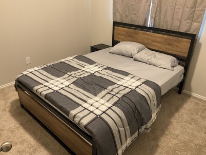 Cozy 1-bedroom house with fitness room, WiFi in welcoming Richmond