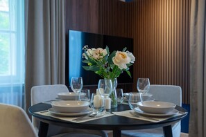 Dining - Warsaw Old Town Apt - Top Location, Workspace - by Rentujemy (Warszawa)