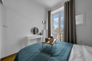 1 chambre, fer et planche à repasser, Wi-Fi gratuit, draps fournis