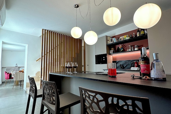 Bar (in der Unterkunft)