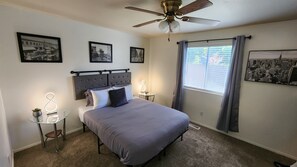 2 soverom, strykejern/-brett, wi-fi (inkludert) og sengetøy