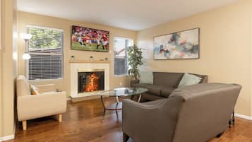 TV connectée, cheminée