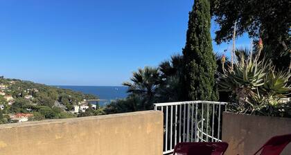 Apartment n°3 near the beach - sea view + terrace