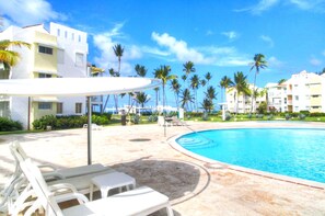 Outdoor pool - Condo-Oceanfront-3 bdrm Penthouse. BRAND NEW!  1 Minute Walk to White Sand Beach (Punta Cana)